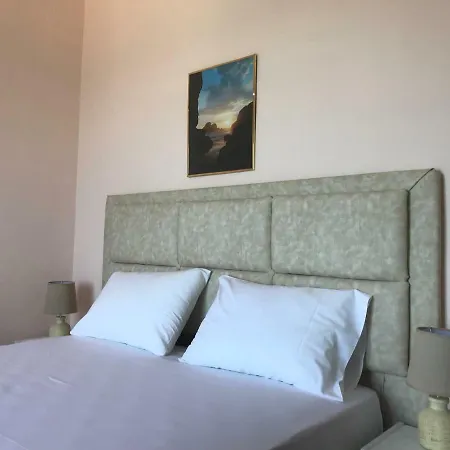 Natalia Bed & Breakfast 3*