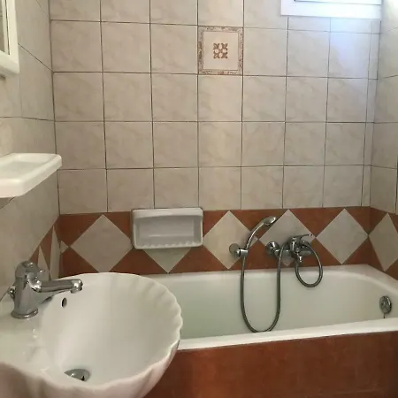 Natalia Bed & Breakfast Poros (Kefalonia)