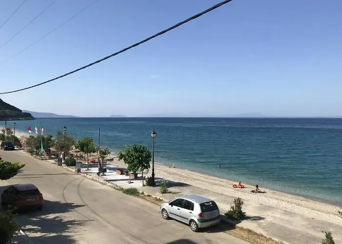 Natalia Alojamento de Acomodação e Pequeno-almoço 3*