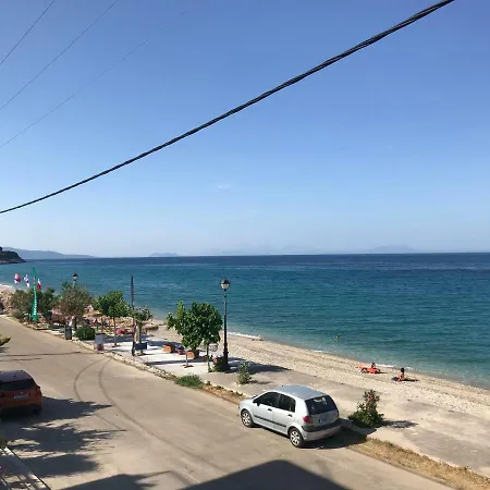 Natalia Bed & Breakfast 3*